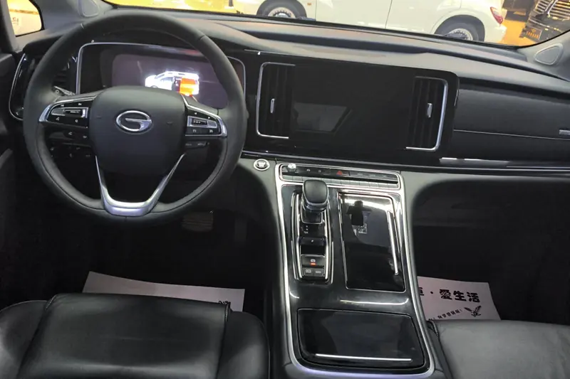 Trumpchi GAC Trumpchi M 8 390 T Premium — фото 7