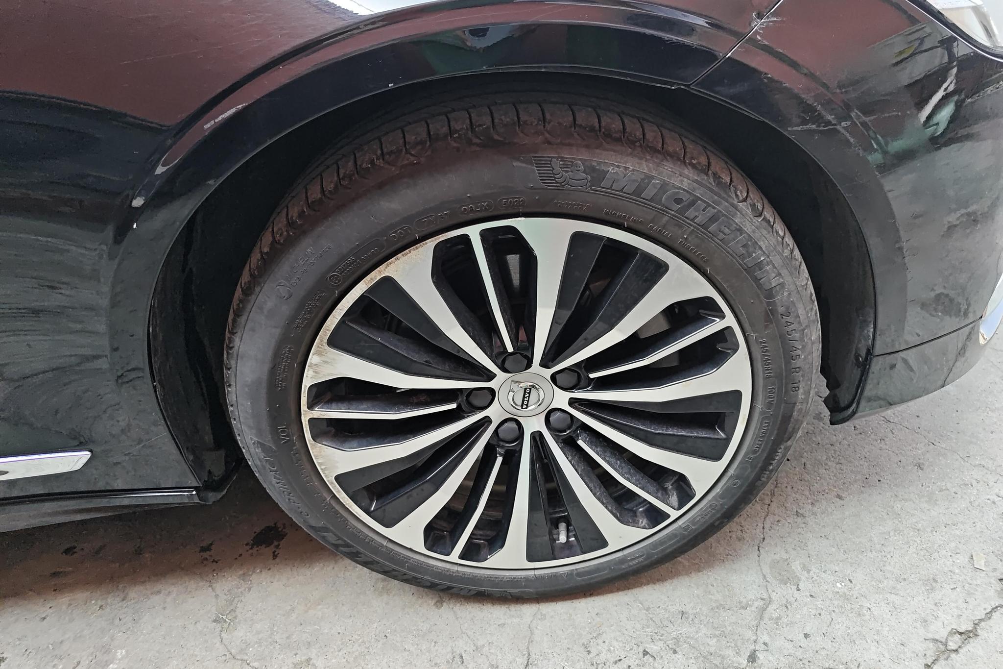 Volvo S90 2023 B5 Luxury