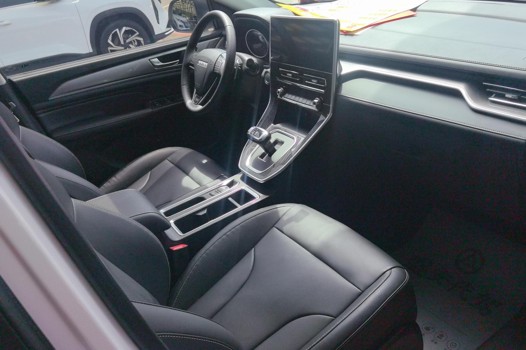Haval M6 2023 PLUS 1.5T DCT Luxury