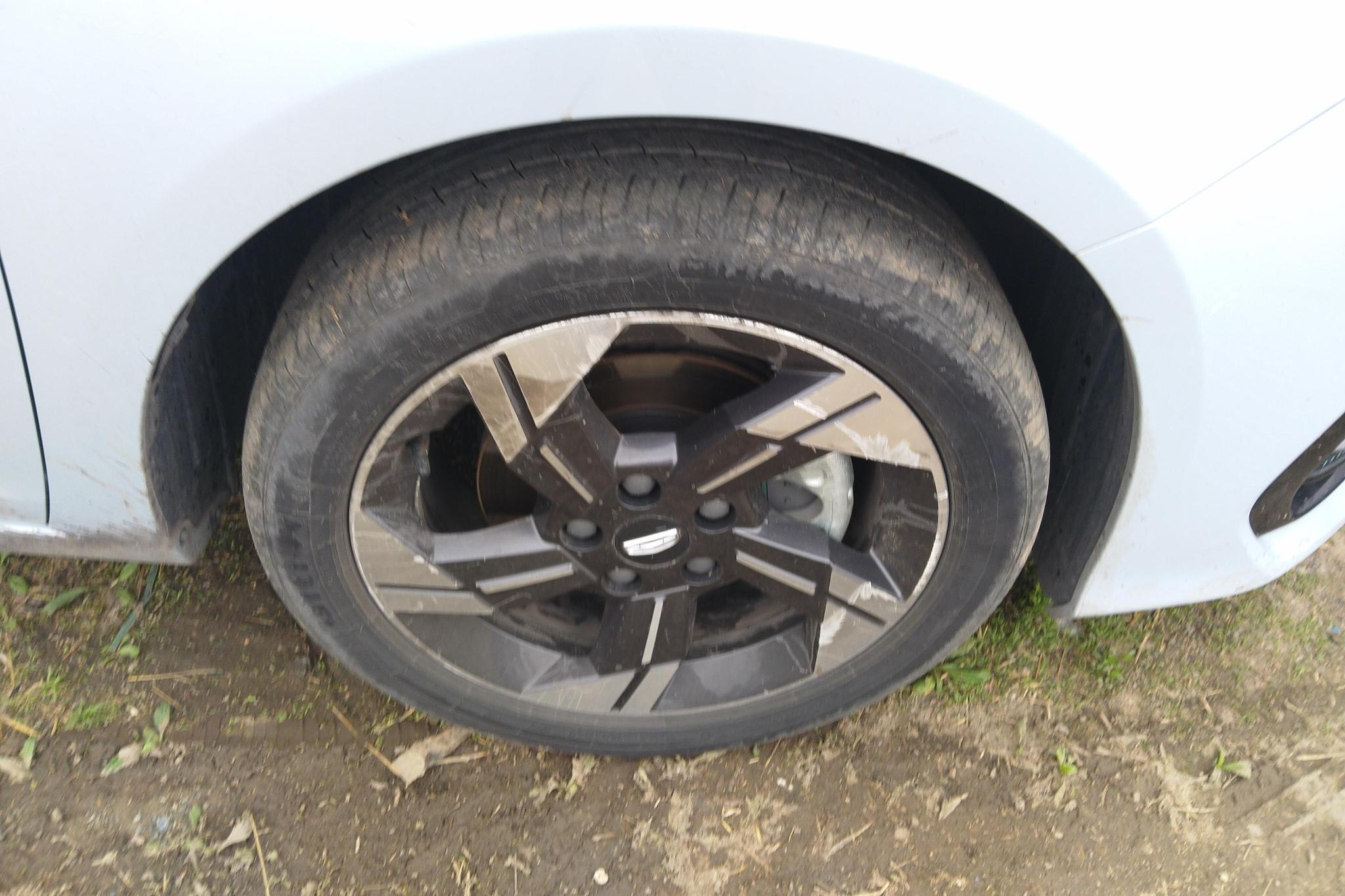 Geely Emgrand L HiP L HiP 2022 1.5TD-DHT Pro 100KM