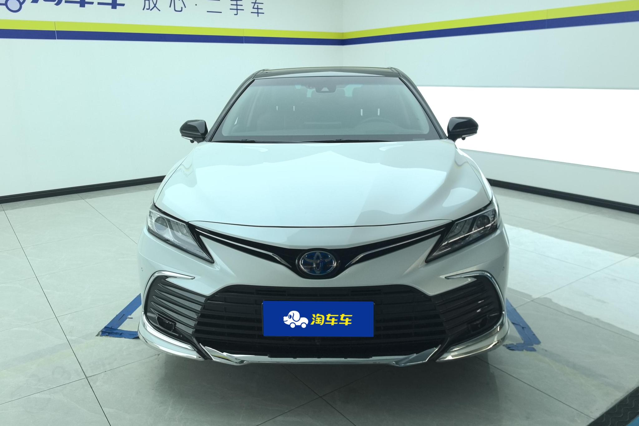 Toyota Camry 2023 2.5HG Luxury