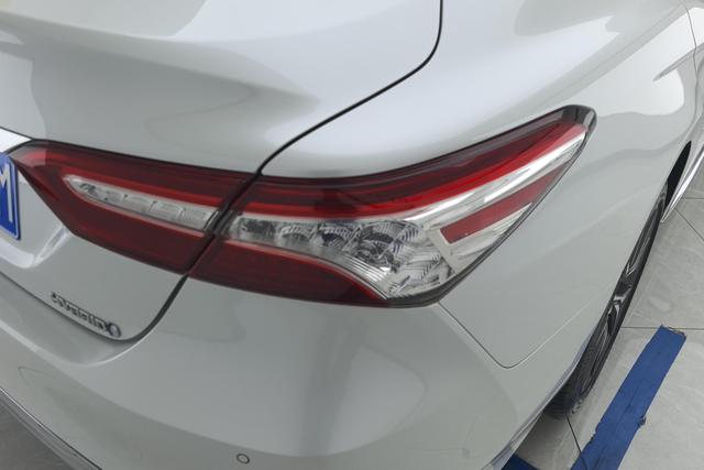 Toyota Camry 2023 2.5 HG — фото 11