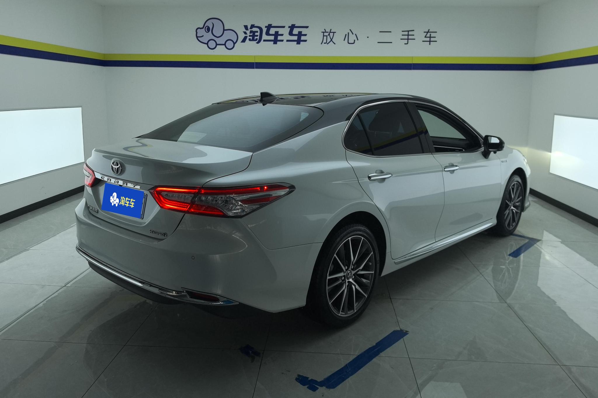 Toyota Camry 2023 2.5HG Luxury