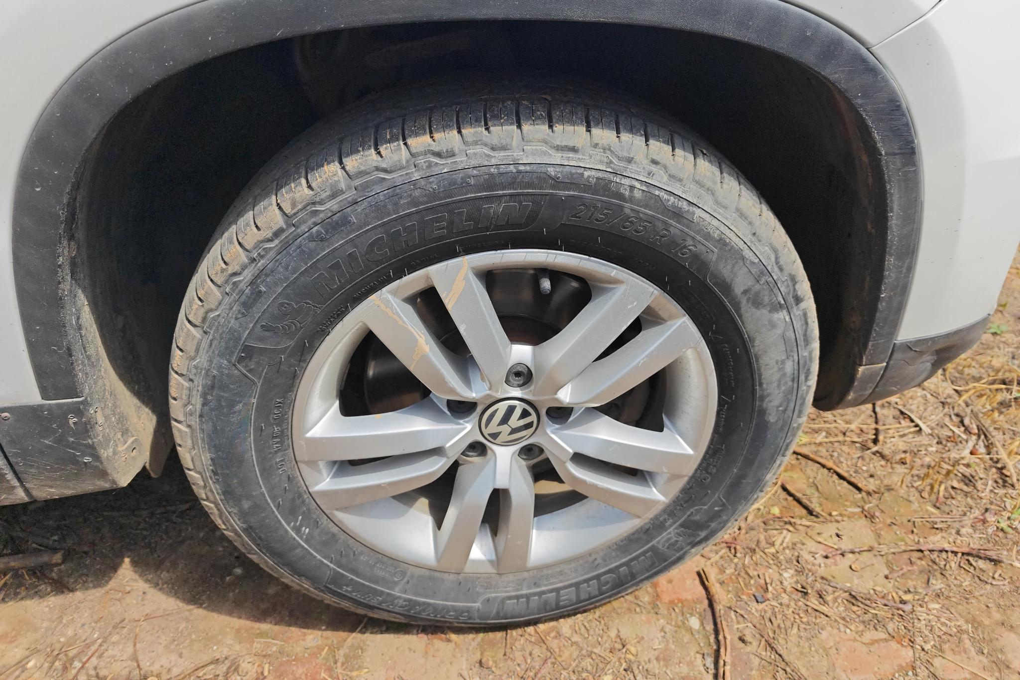 Volkswagen Tiguan 2013 1.8TSI AT