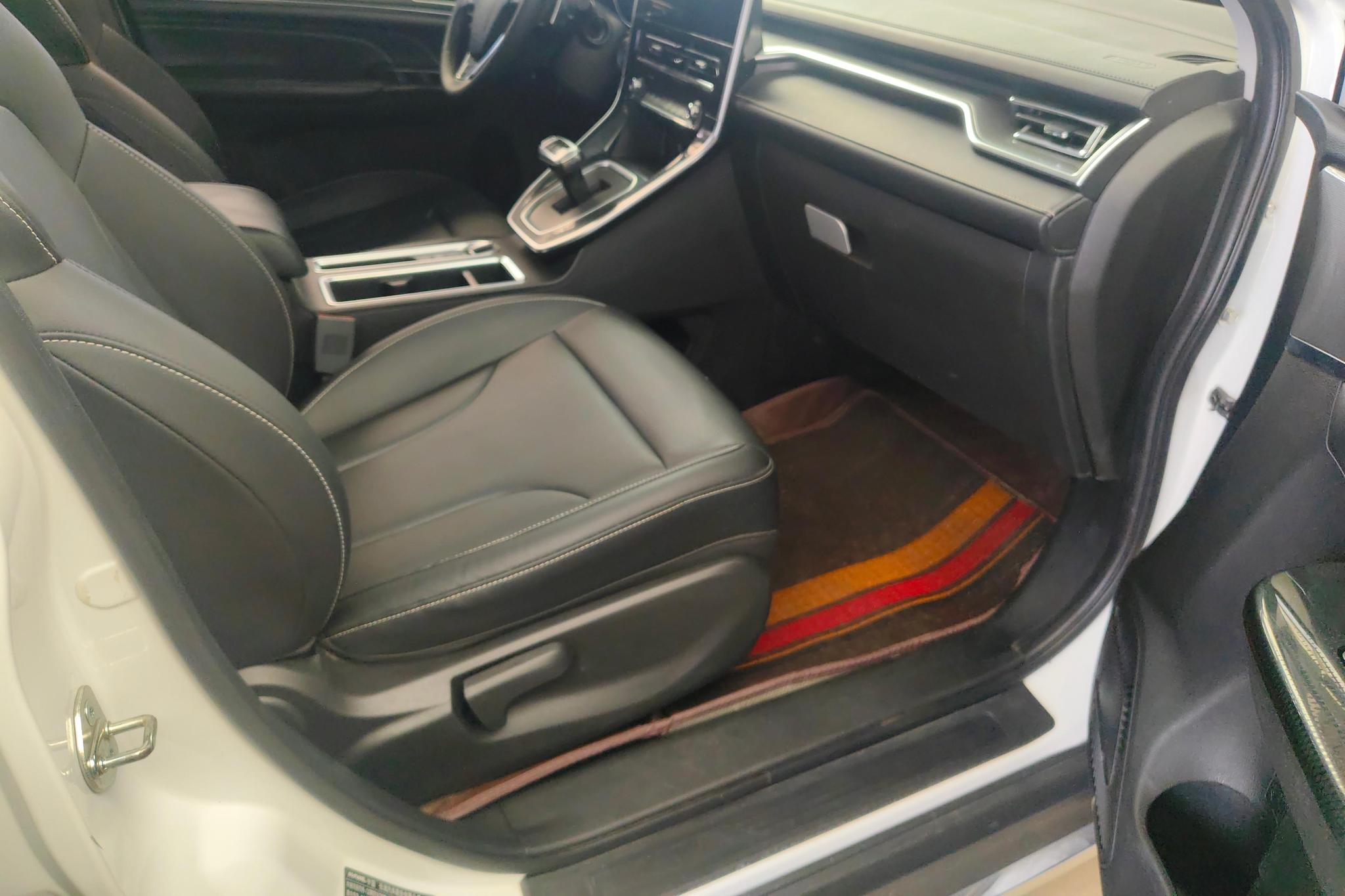 Haval M6 2021 PLUS 1.5T DCT Luxury