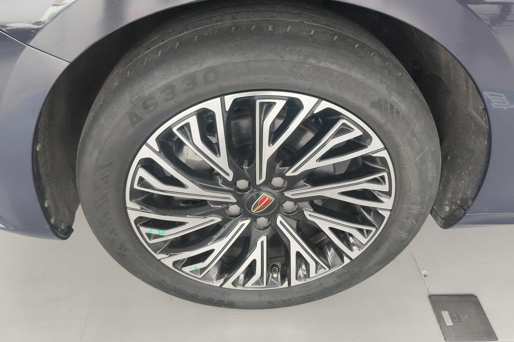 Hongqi H5 2023 2.0T AT