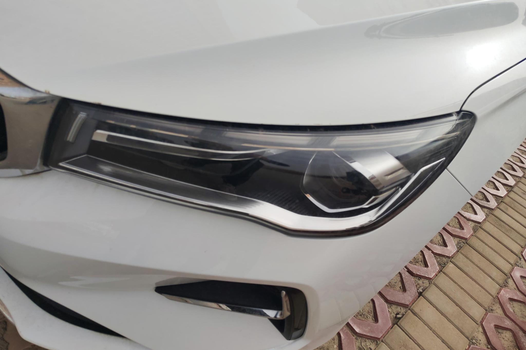 Geely Emgrand 2025 4 1.5L CVT Luxury
