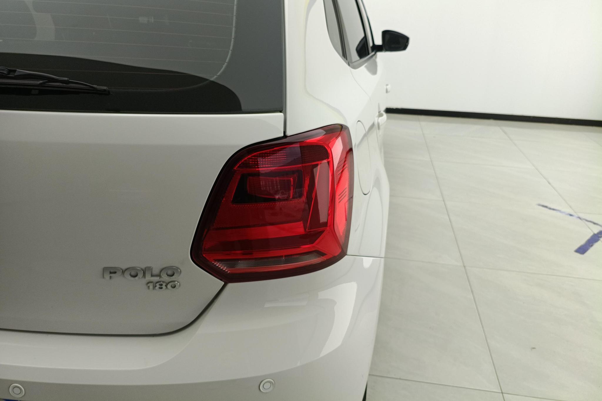 Volkswagen Polo 2018 1.5L MT