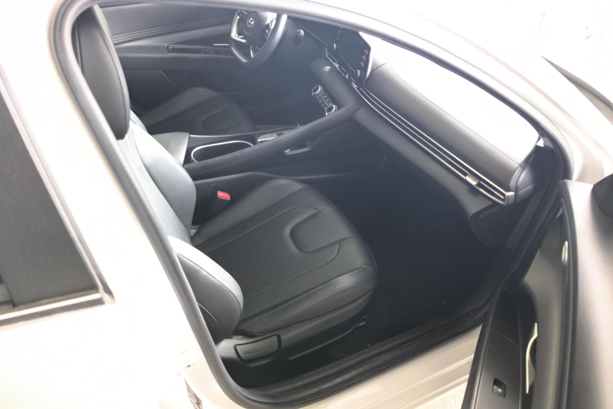 Hyundai Elantra 2021 1.5L CVT GLX Elite