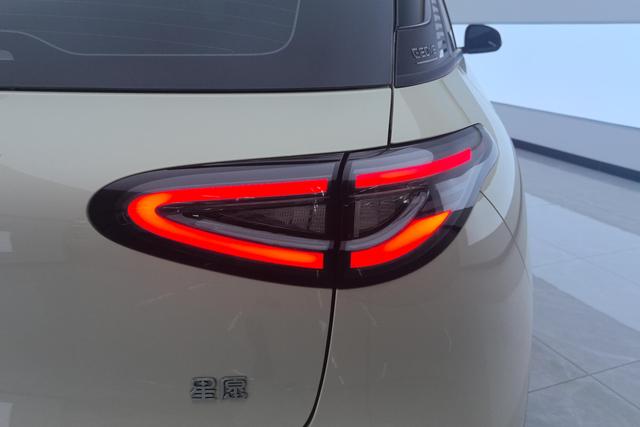 Geely Galaxy Xingyuan 2025 UP 410km — фото 6