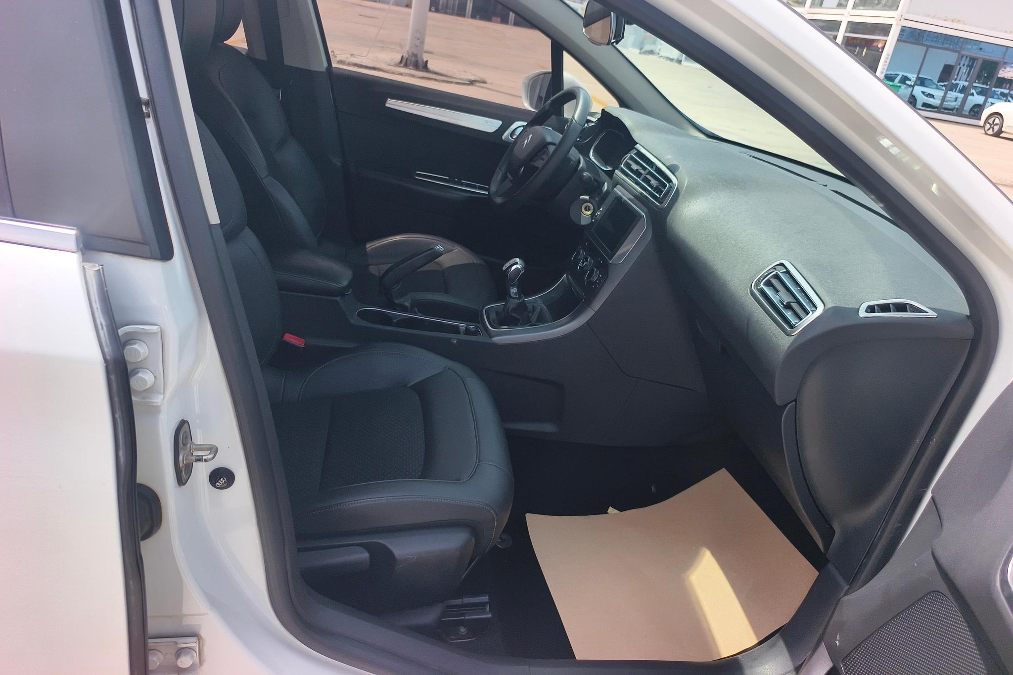 Citroen C4 2016 1.6L MT Comfort