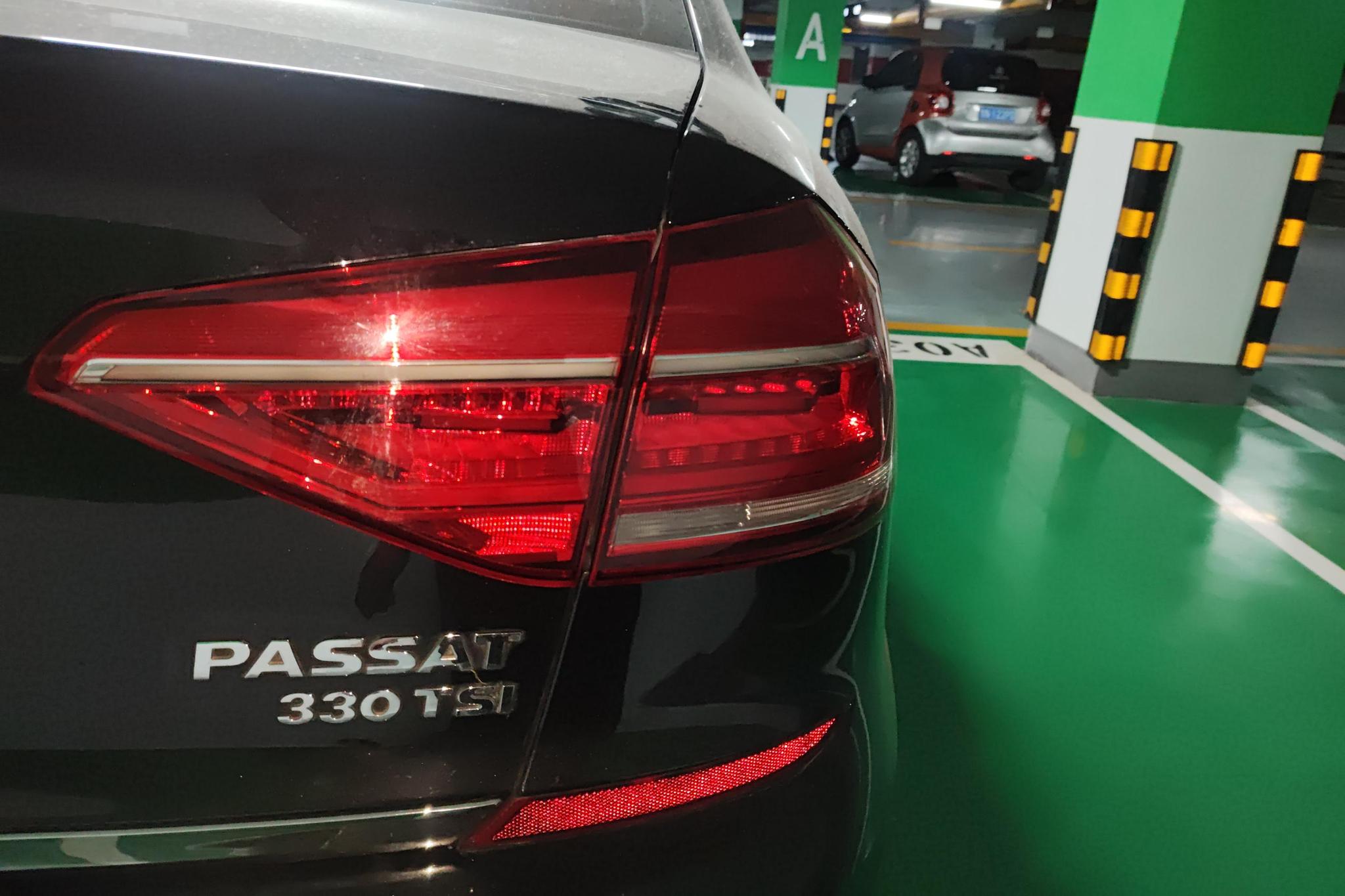 Volkswagen Passat 2017 330TSI DSG