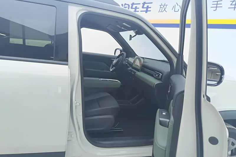 Baojun Plus 301km Flagship — фото 9