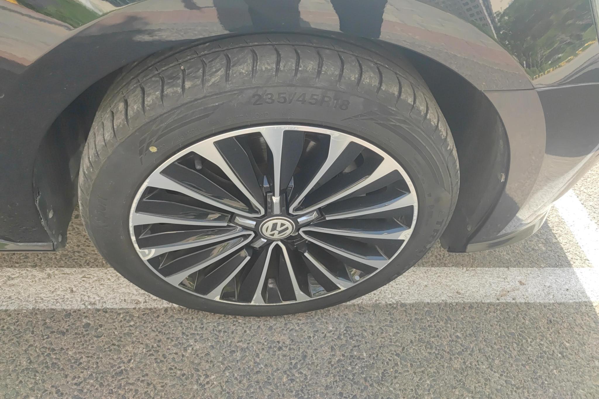 Volkswagen Passat 2017 330TSI DSG
