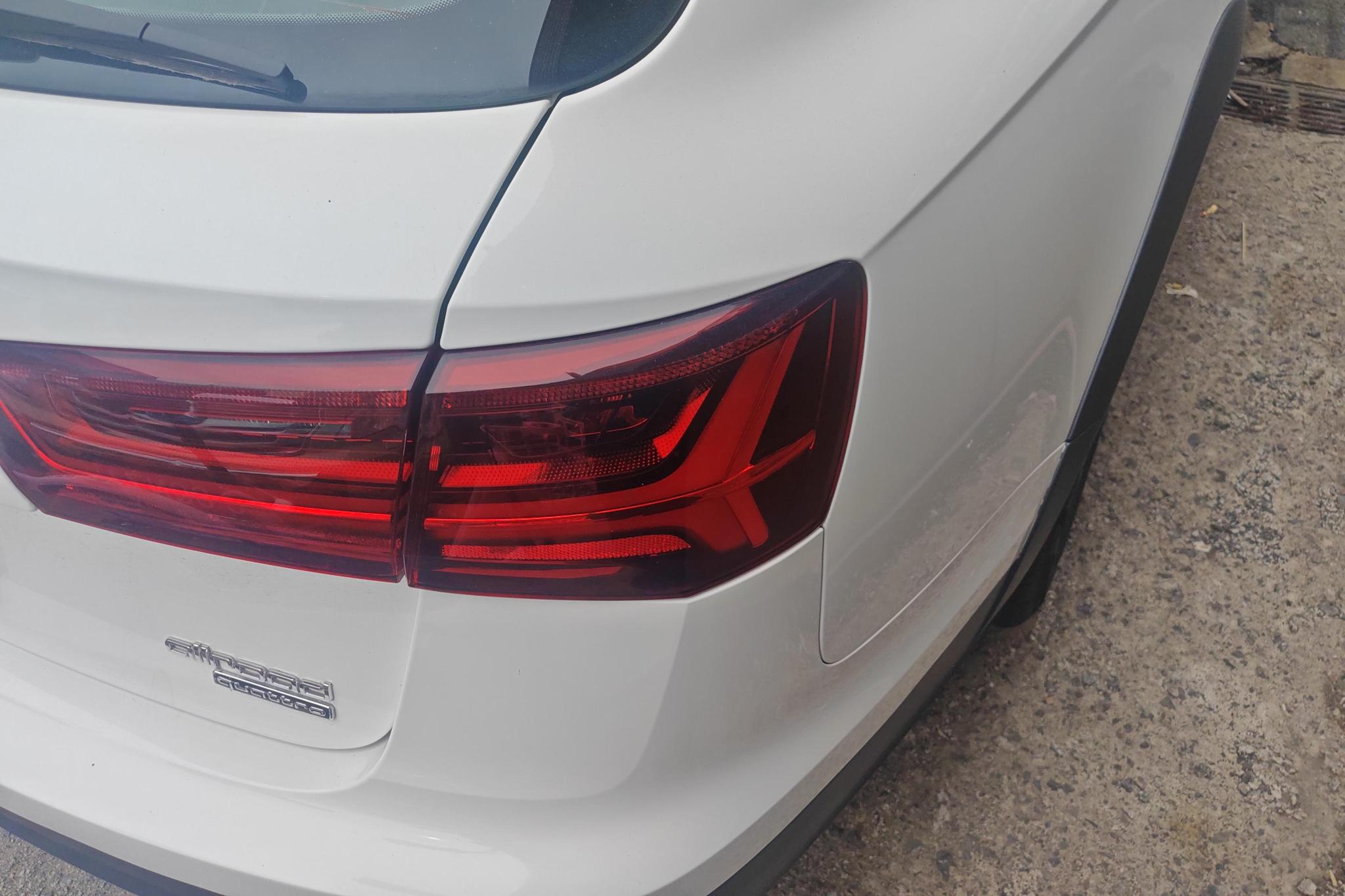 Audi A6 2015 3.0T allroad quattro