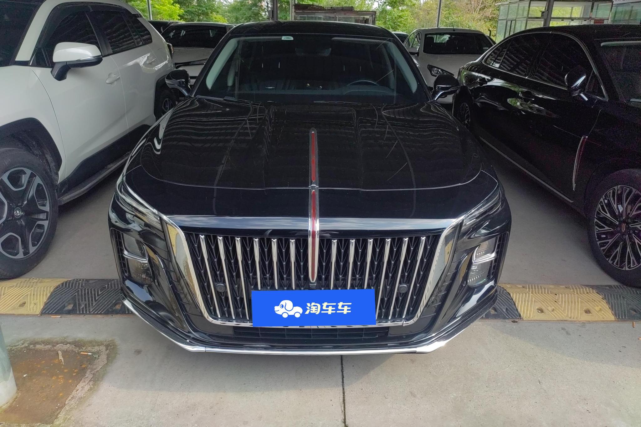 Hongqi H5 2023 2.0T AT