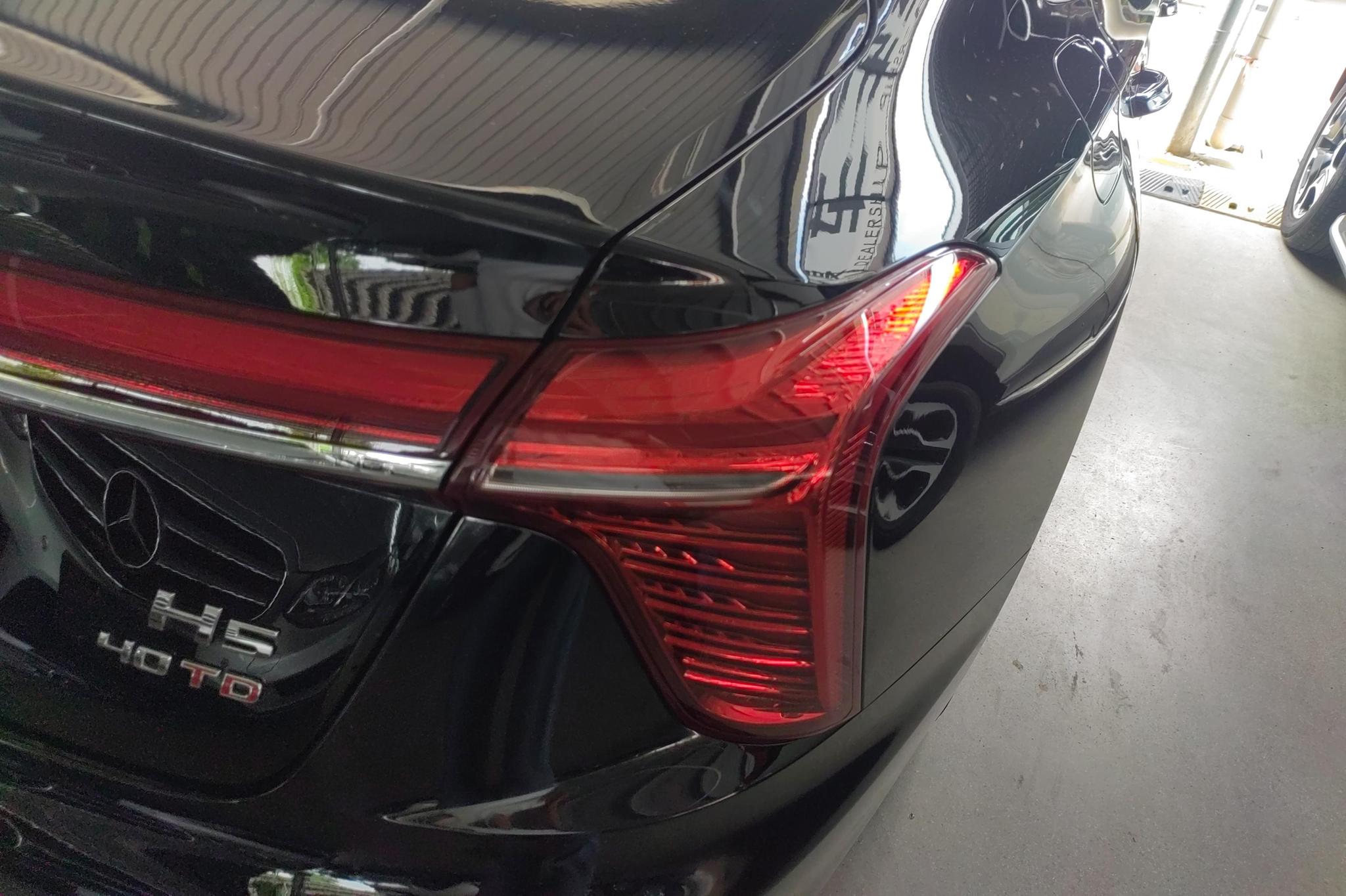 Hongqi H5 2023 2.0T AT