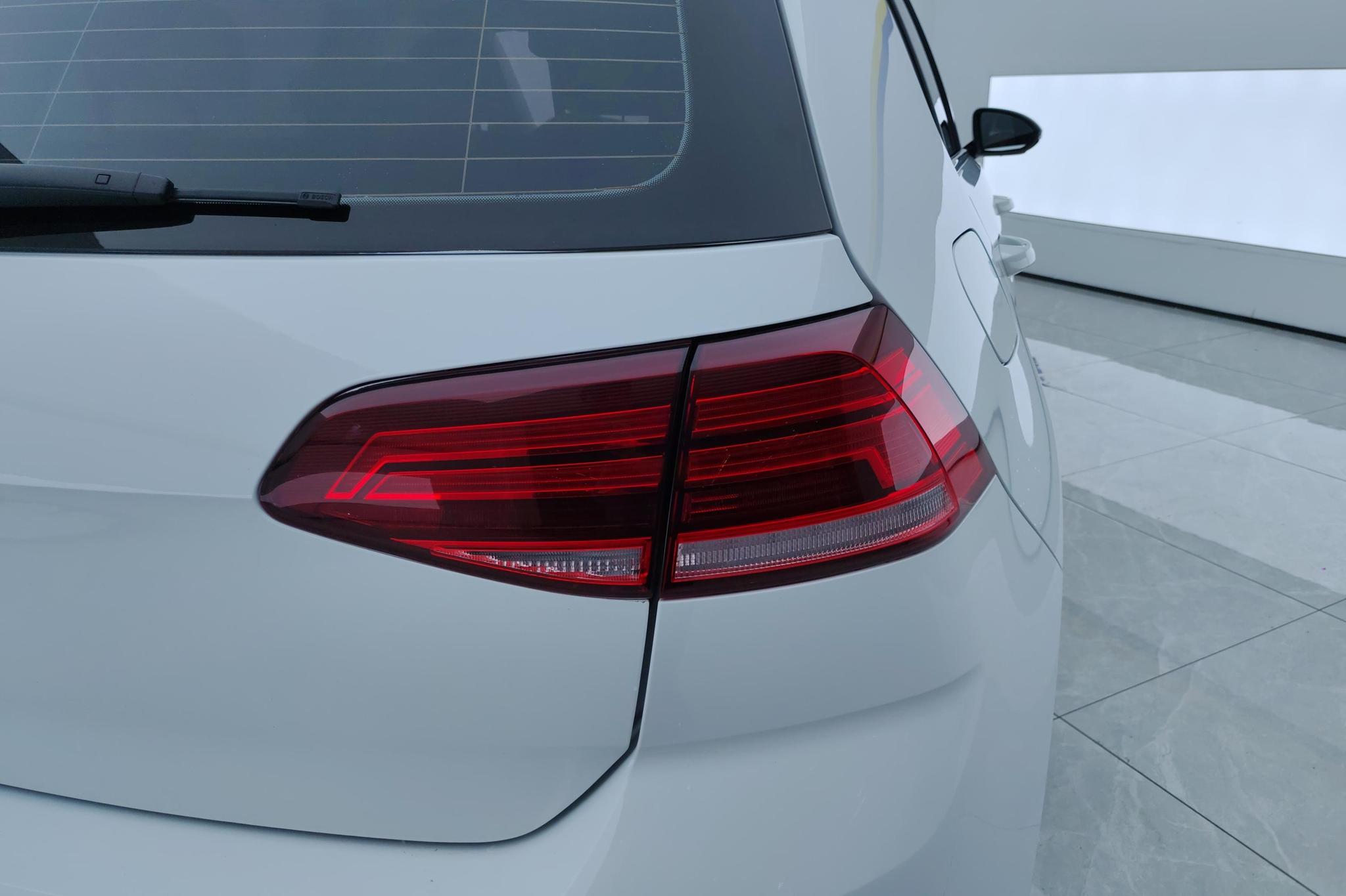 Volkswagen Golf 2019 1.6L AT Comfort V