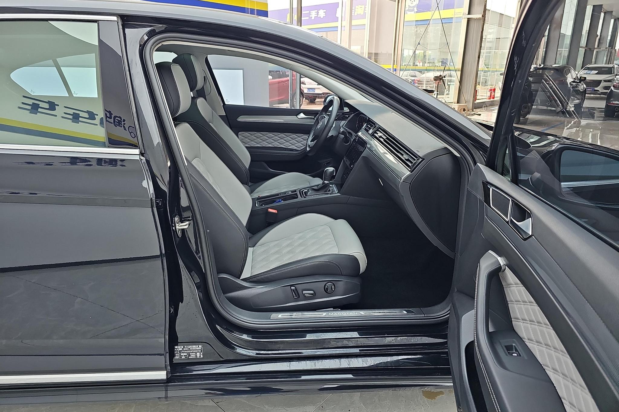 Volkswagen Magotan 2023 200 330TSI DSG Lead