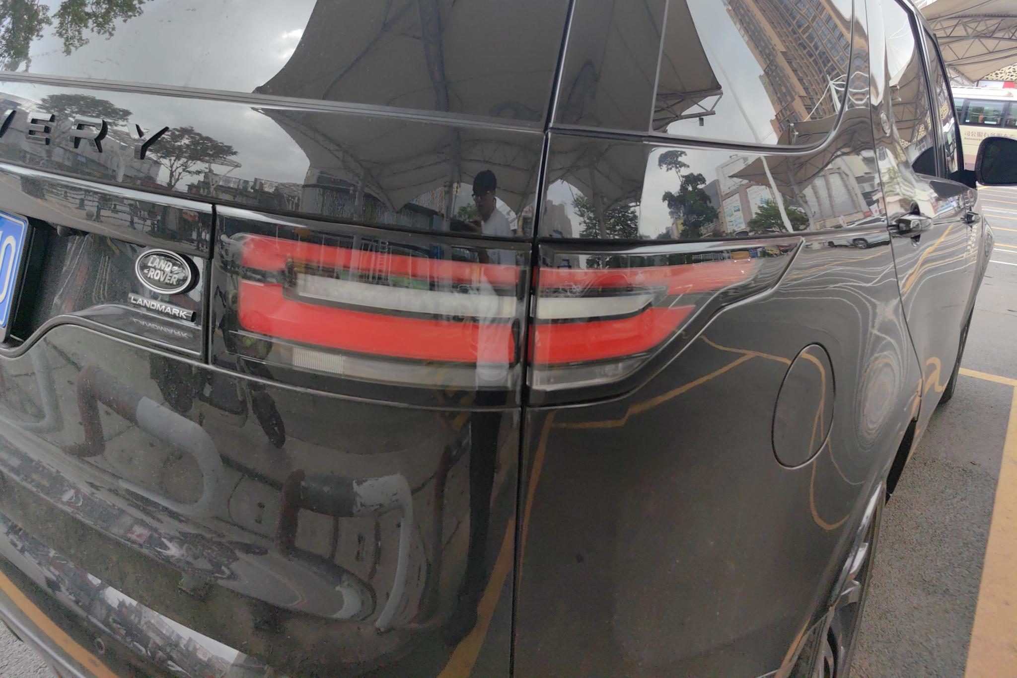 Land Rover Discovery 2020 2.0T 30