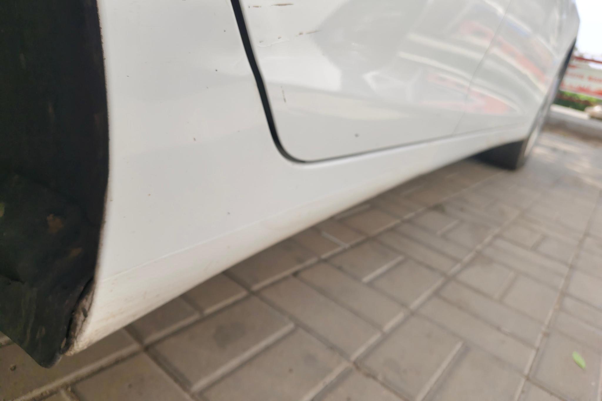 Hyundai Elantra 2012 1.6L MT Lead