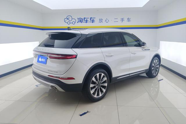 Lincoln Corsair 2022 2.0 T 2 WD — фото 3