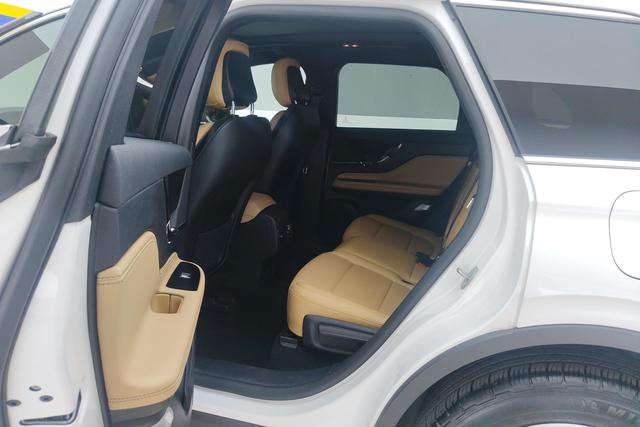 Lincoln Corsair 2022 2.0 T 2 WD — фото 16