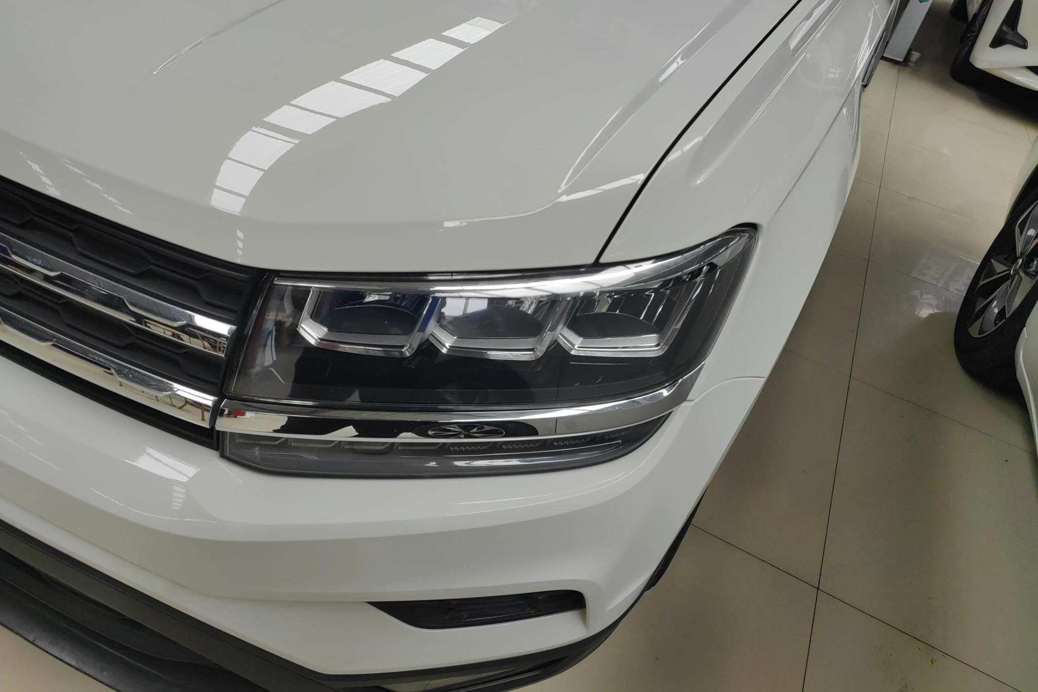 Volkswagen Tharu 2022 280TSI Luxury