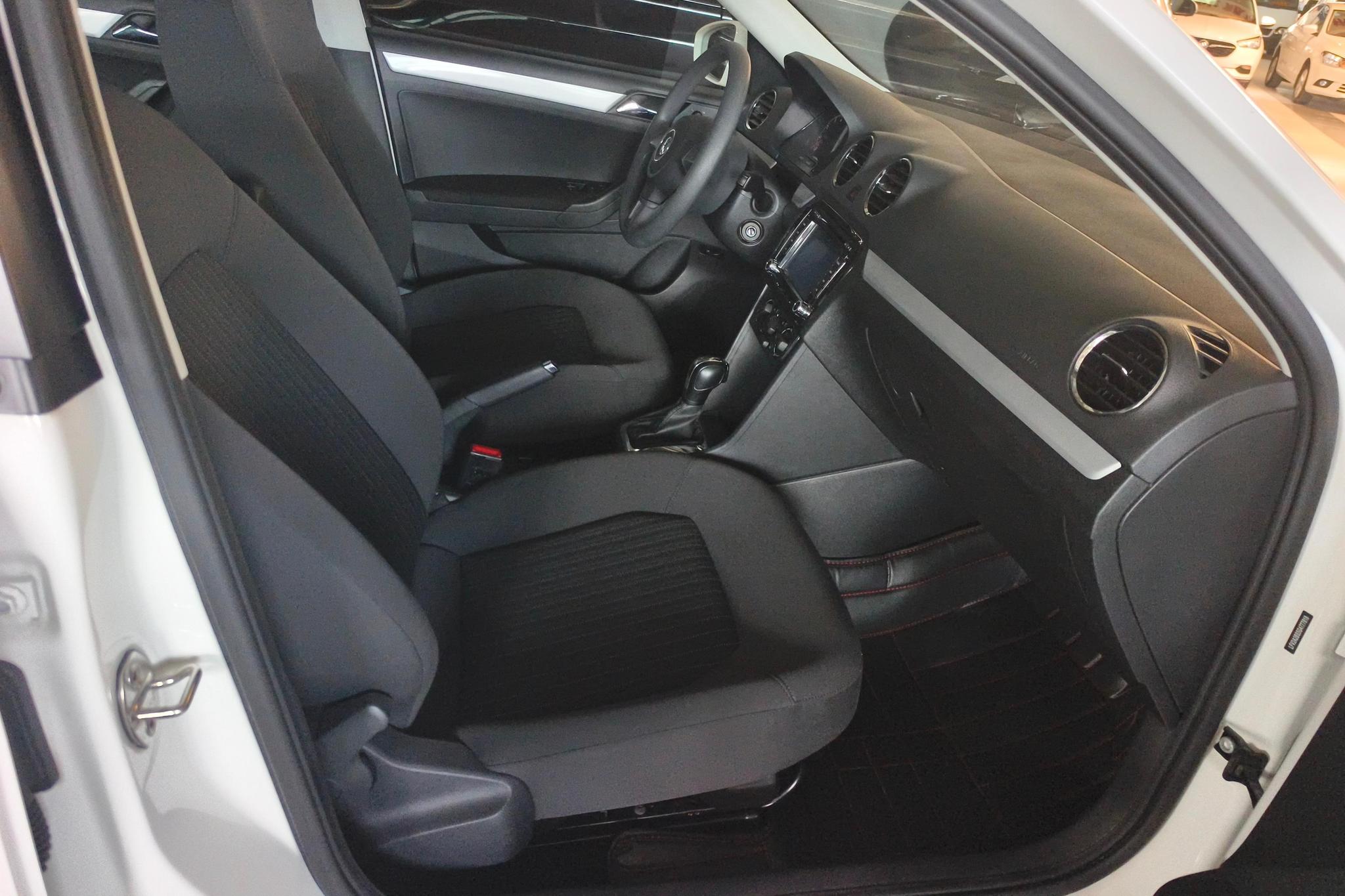 Volkswagen Jetta 2015 1.6L AT Comfort