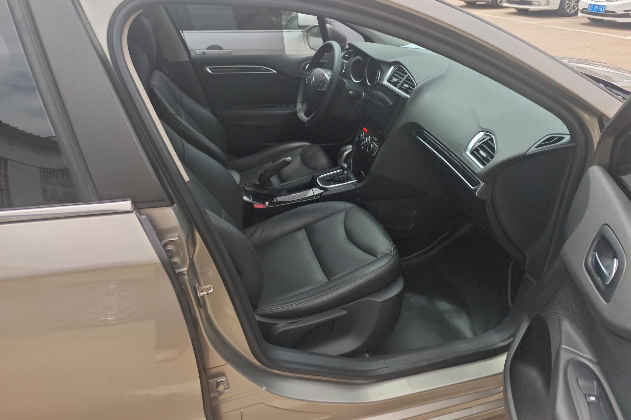 Citroen C4L 2013 1.8L AT