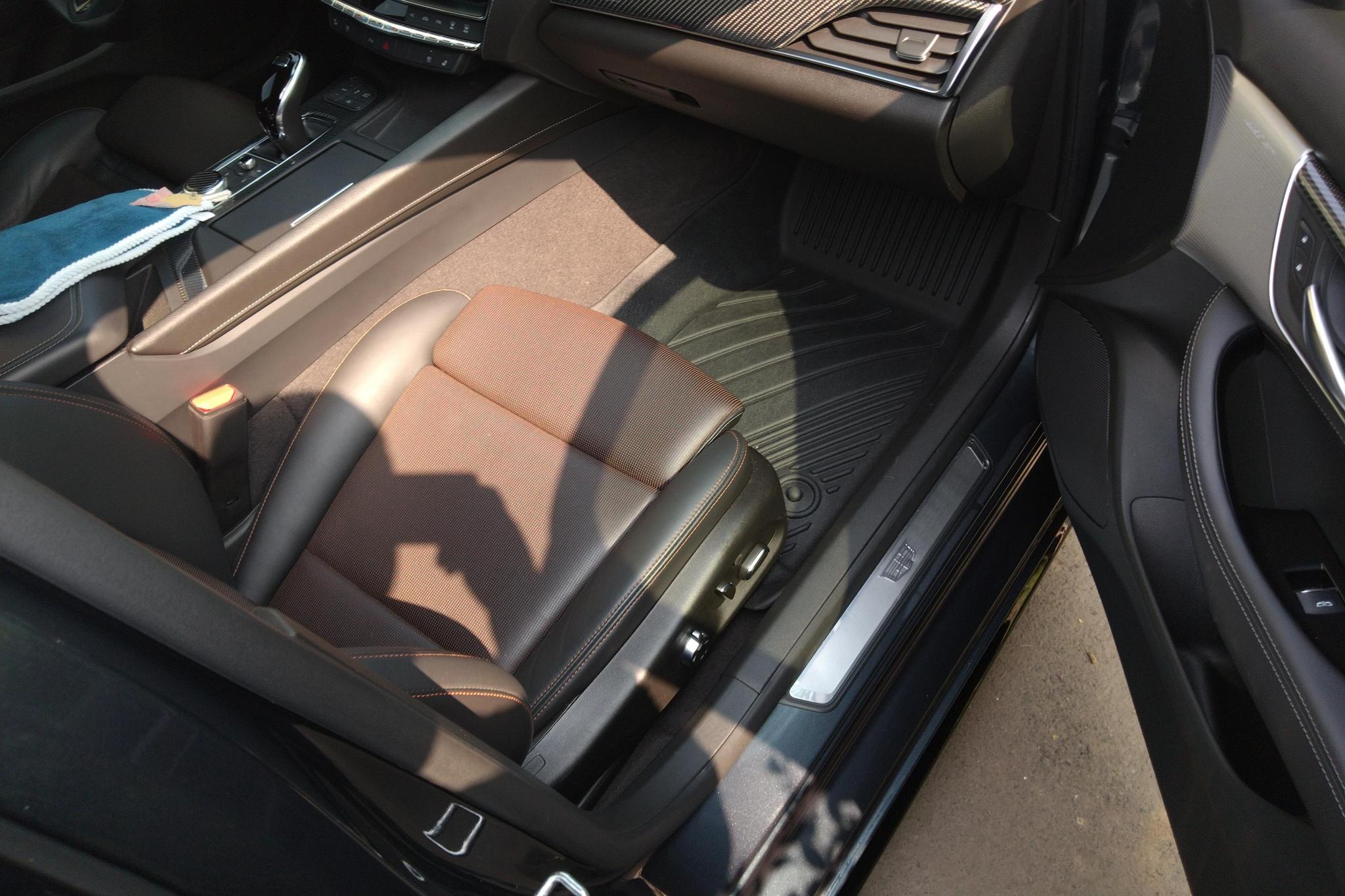 Cadillac CT5 2021 28T Lead Sport