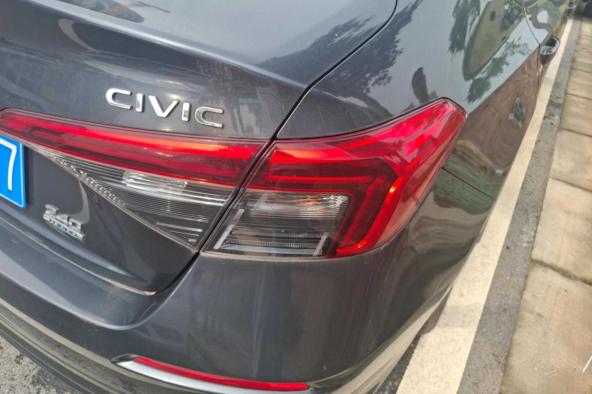 Honda Civic 2023 240TURBO CVT