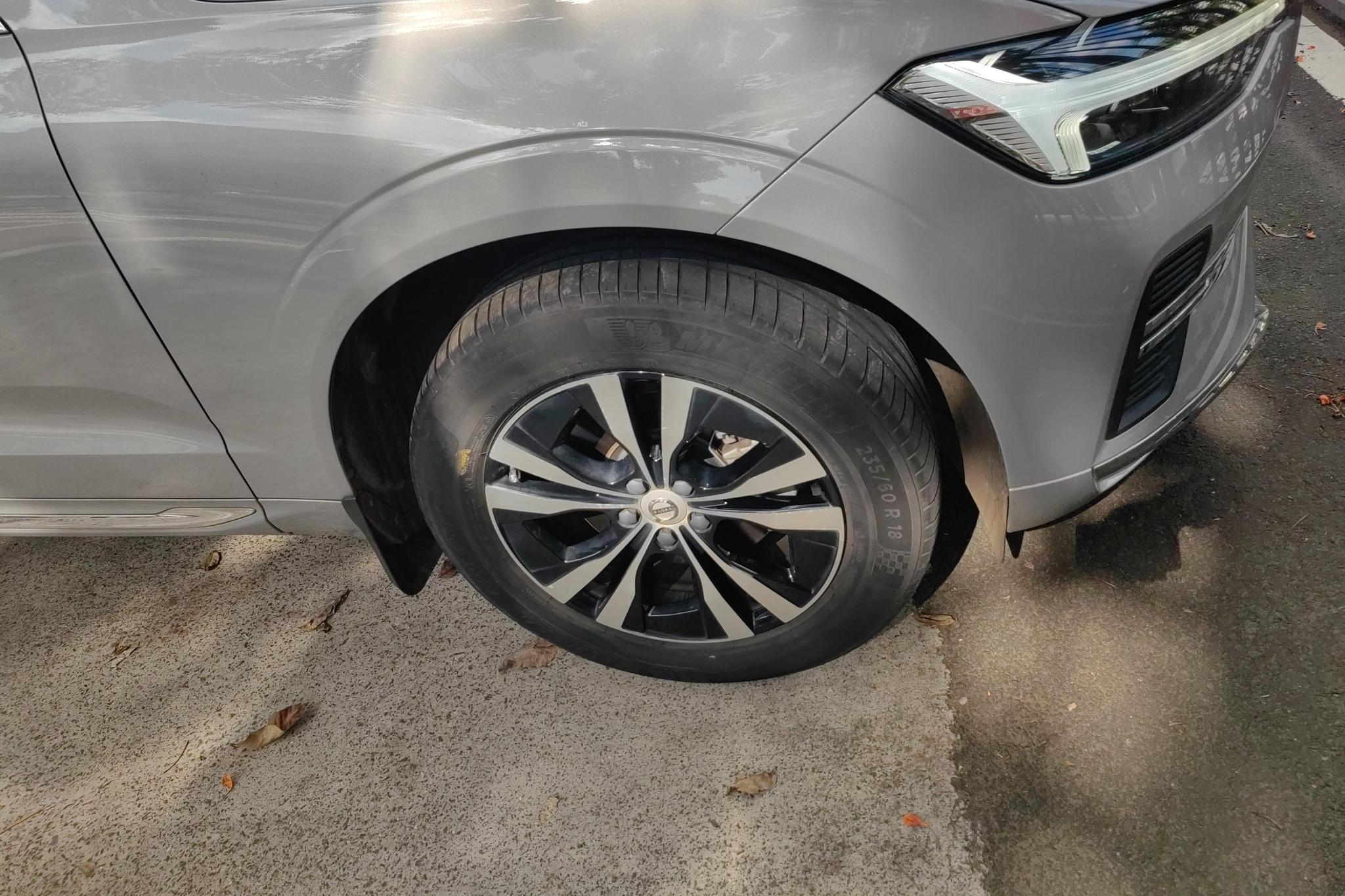 Volvo XC60 2022 B5 Luxury