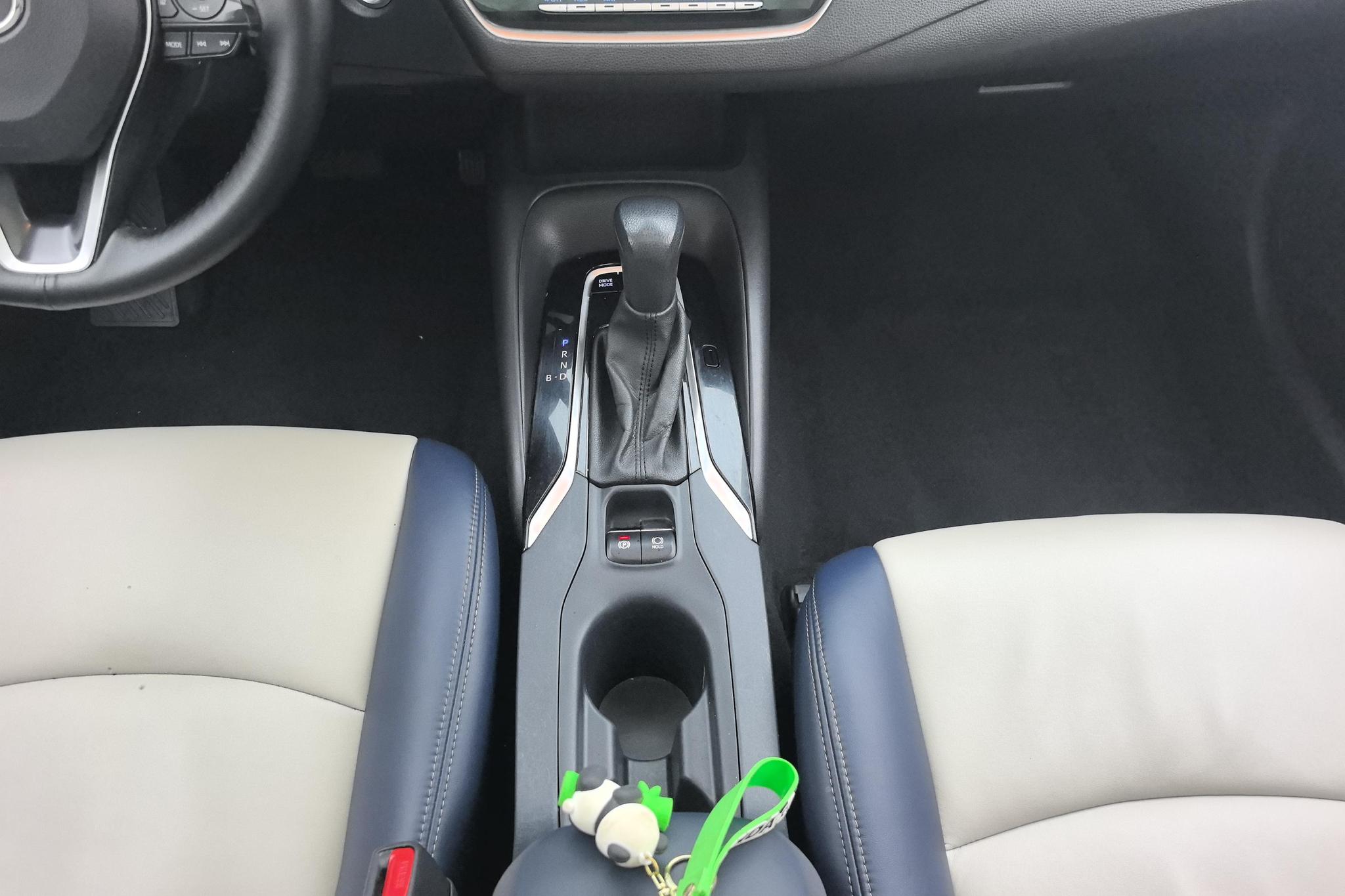 Toyota Corolla id 4453762 из Китая 13