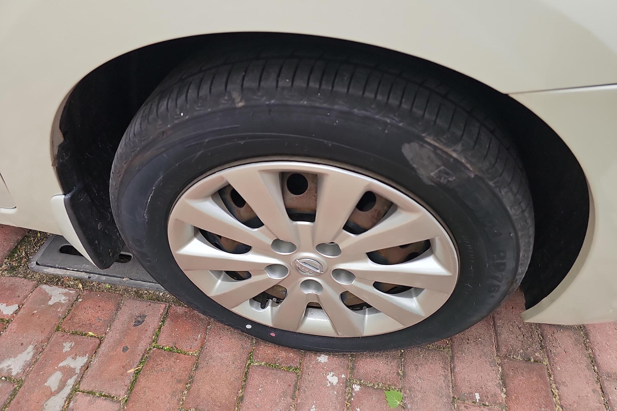 Nissan Bluebird 2016 1.6L MT Fashion