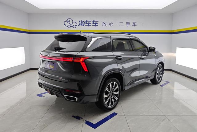 Changan CS75 PLUS 2023 1.5 T ATPremium — фото 3