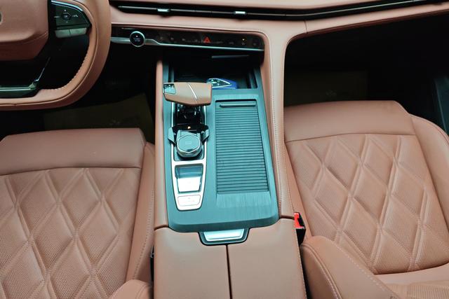 Changan CS75 PLUS 2023 1.5 T ATPremium — фото 11