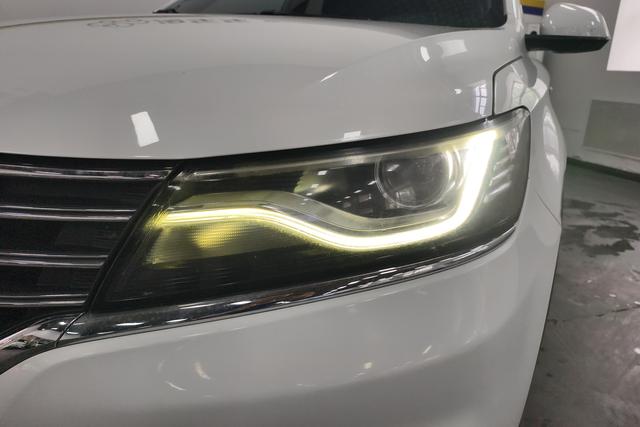 Roewe RX5 2018 30 T 2 WDAT — фото 10