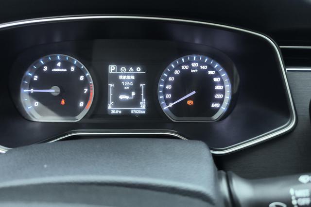 Changan Auchan X7 2020 1.5 T ATLuxury — фото 13