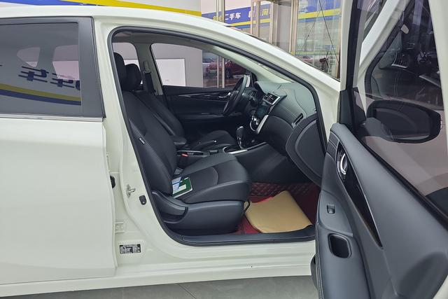 Nissan TIIDA 2019 1.6 L CVT VI — фото 15