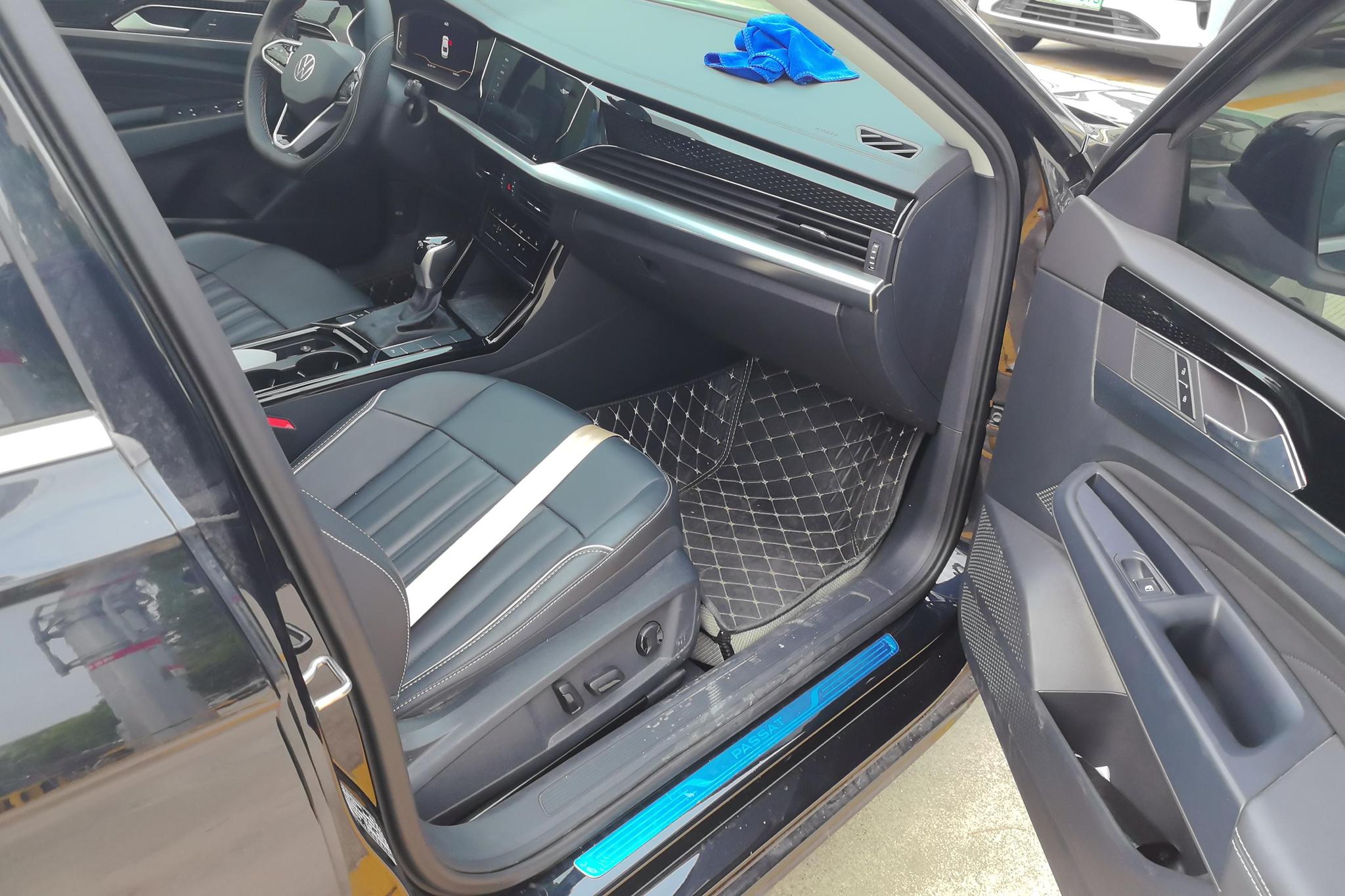 Volkswagen Passat id 4438345 из Китая 11