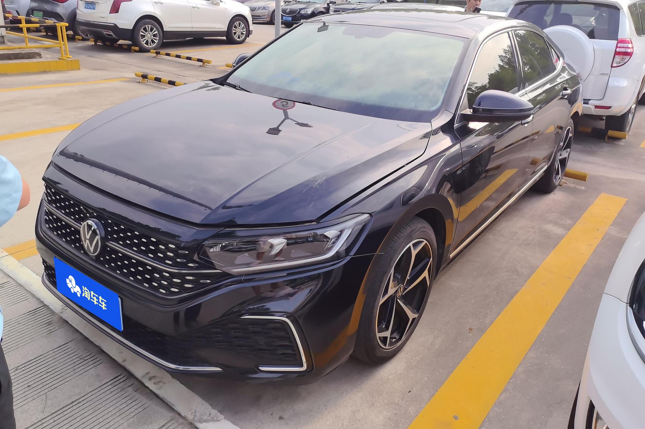 Volkswagen Passat id 4438345 из Китая 15