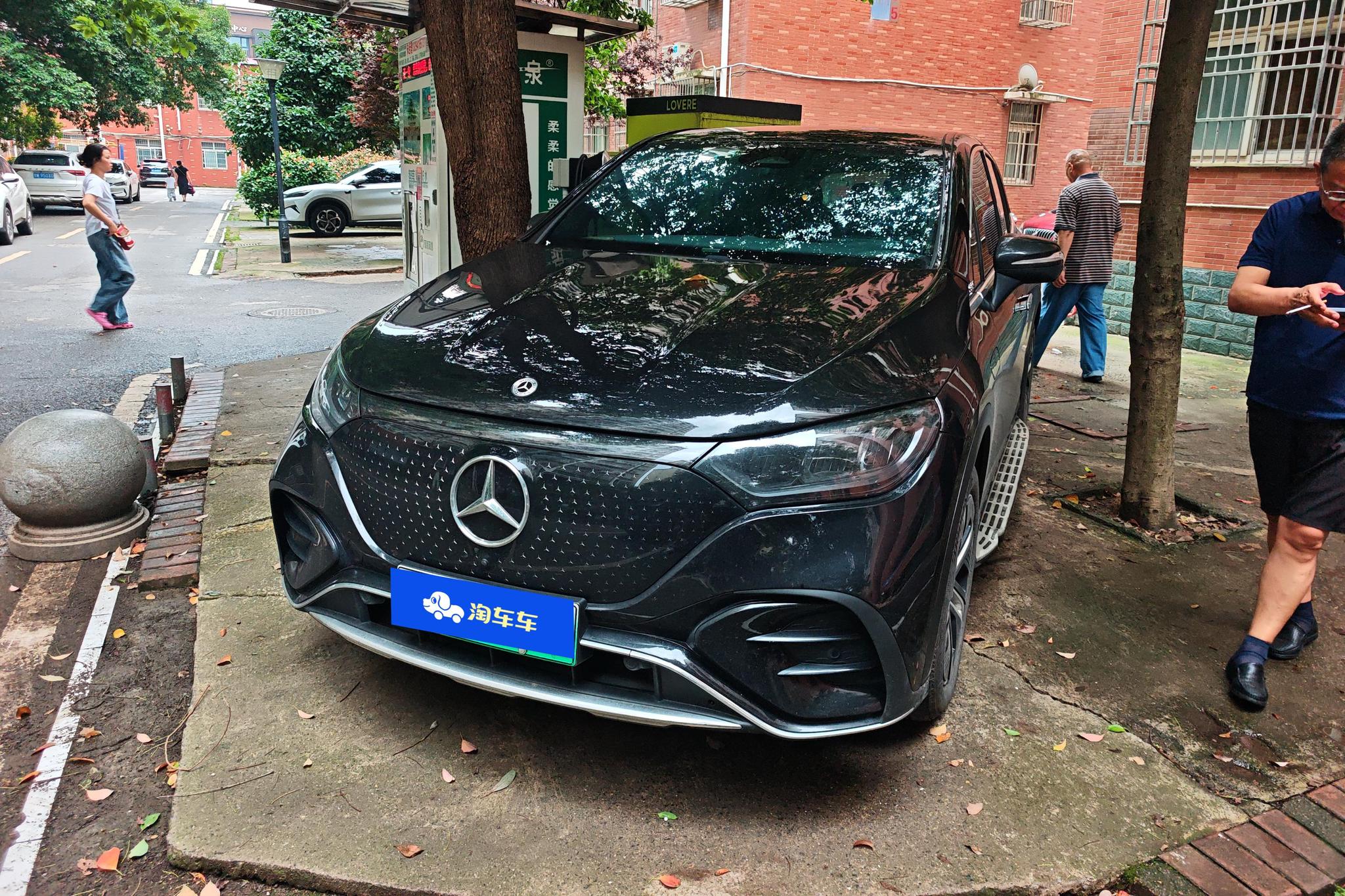 Mercedes-Benz EQE