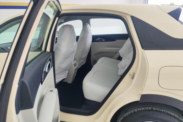Geely Galaxy Xingyuan 2026 310km — фото 16