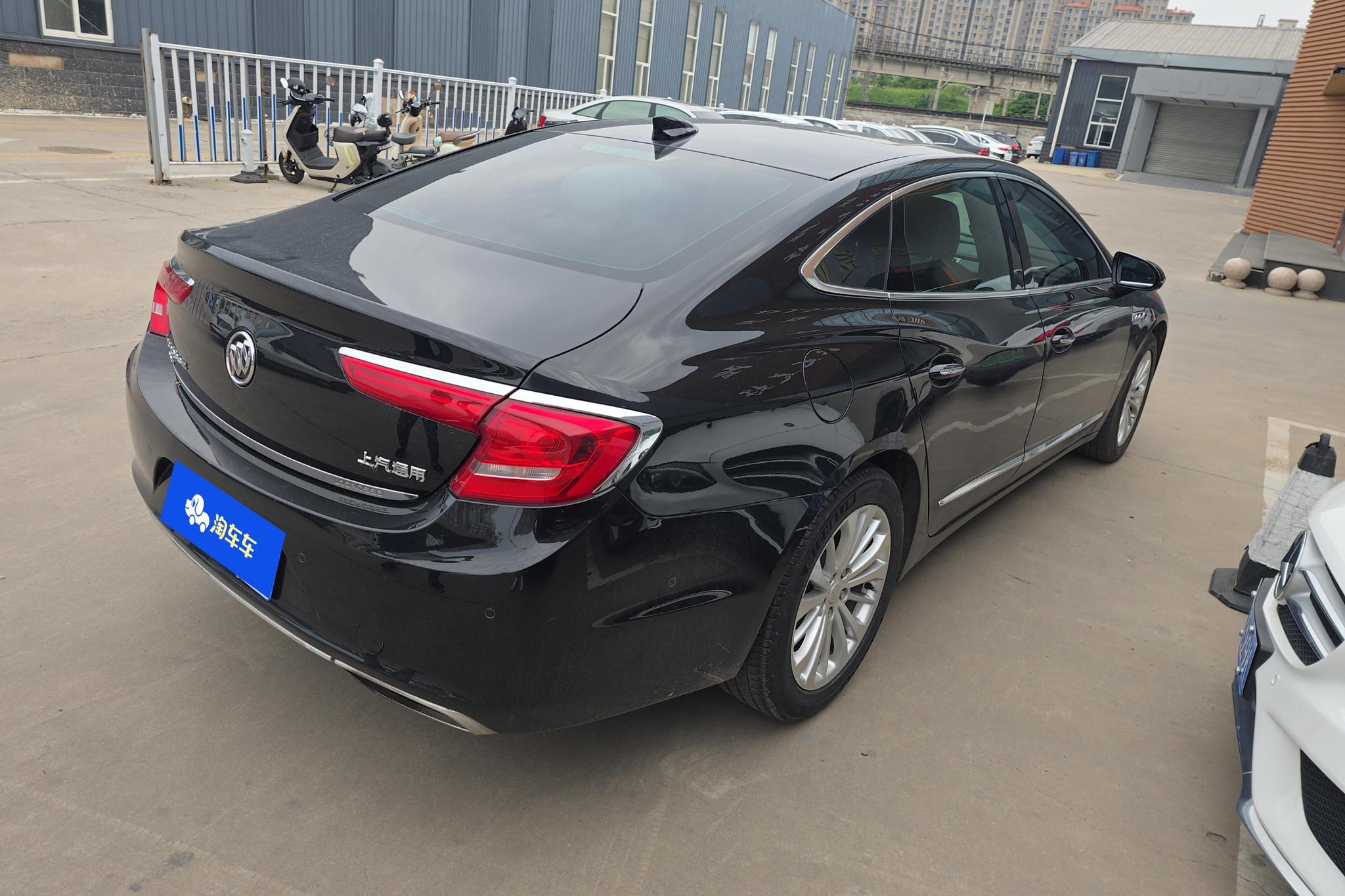Buick LaCrosse 2018 28T Elite