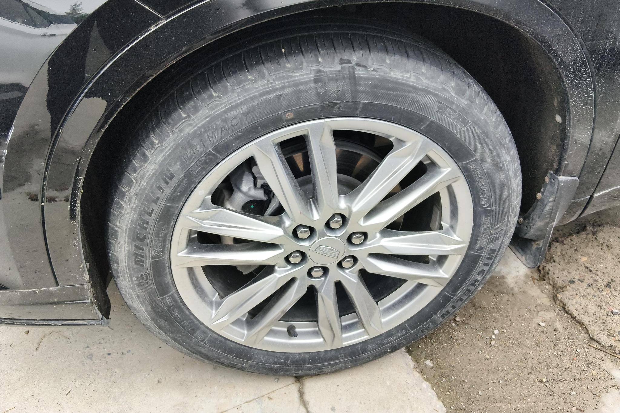 Cadillac XT6 2022 2.0T мест Luxury