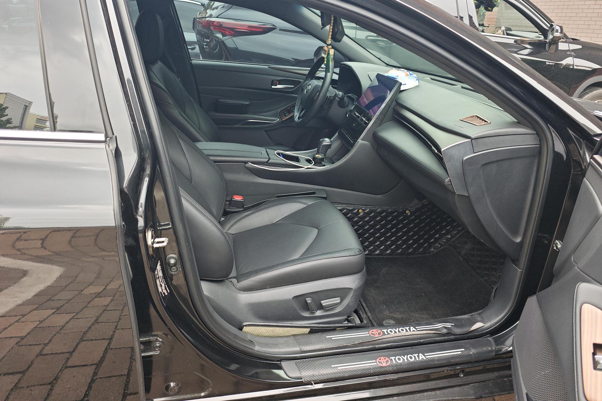 Toyota Avalon 2023 2.5L AT Luxury