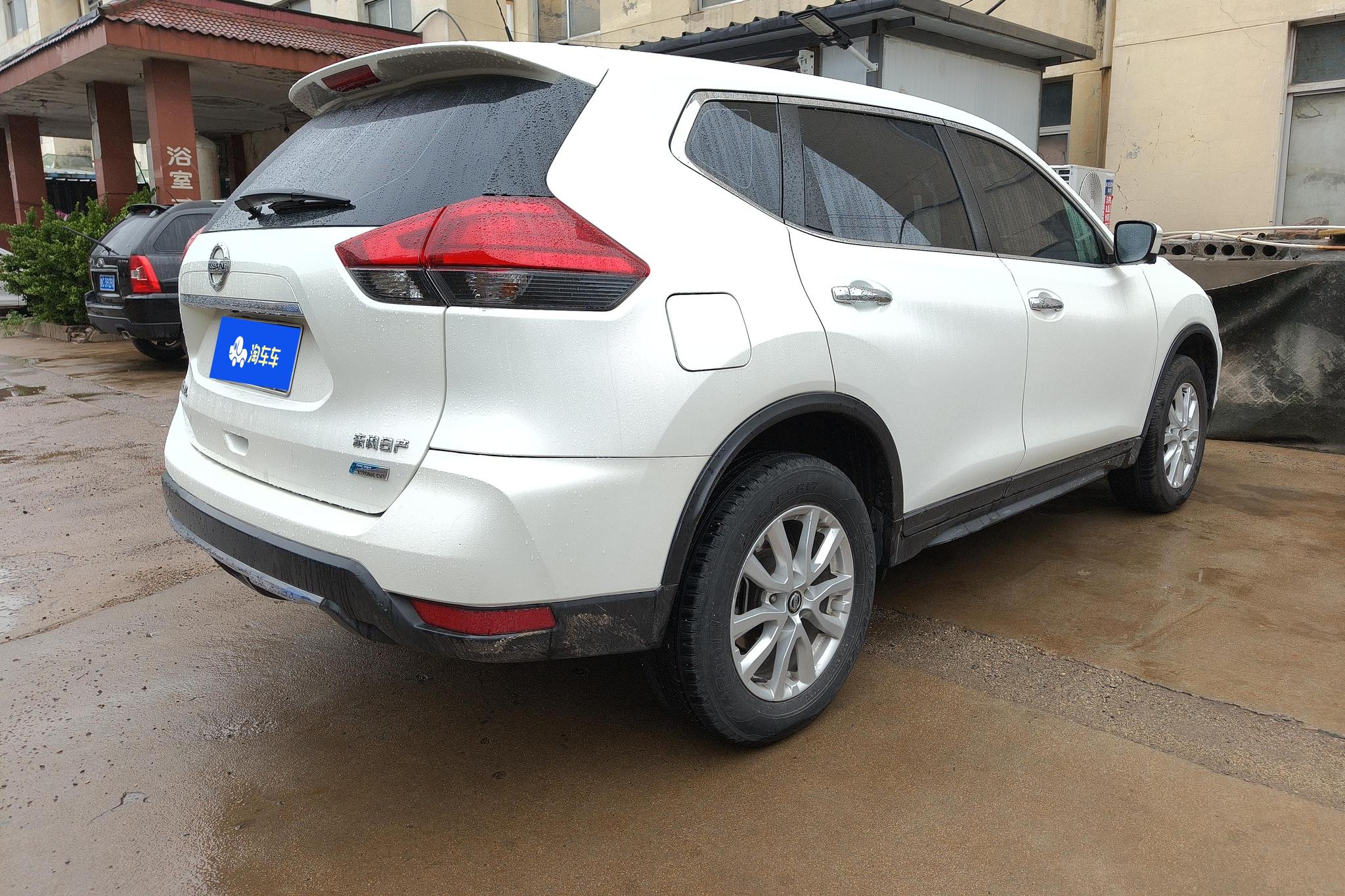 Nissan X-Trail 2017 2.0L CVT Comfort 2WD