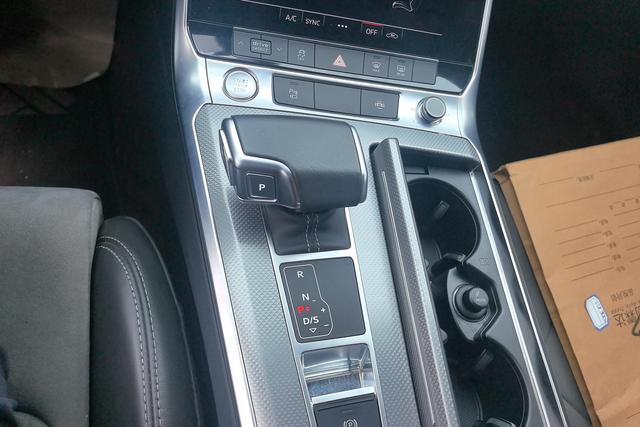 Audi A6L 2020 40 TFSI — фото 15