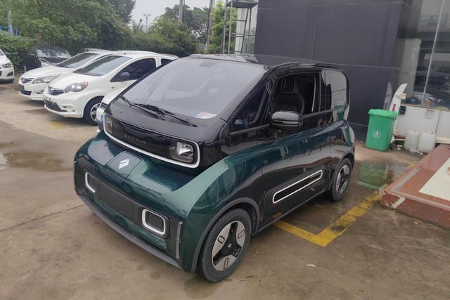 Wuling KiWi EV